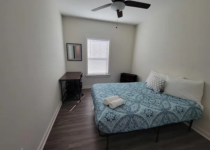 Flow Bungalow-mins To Downtown-dining-base *